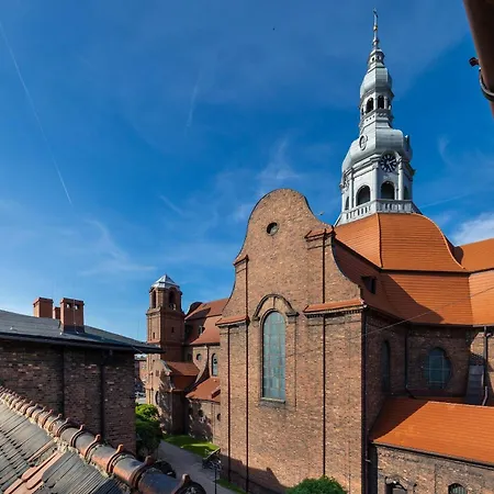 A Stylish For Two In Historic Nikiszowiec By Renters Apartamento