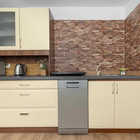 A Stylish For Two In Historic Nikiszowiec By Renters Apartamento Katowice